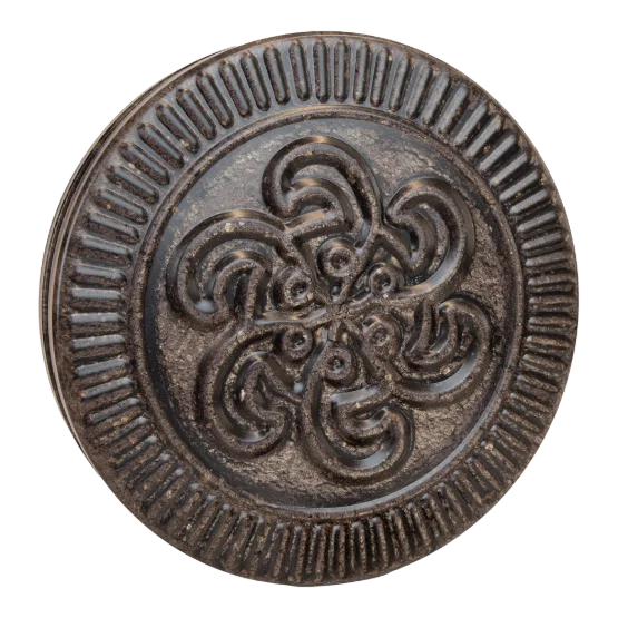 Silver Crane round Cookies and Cream biscuit-shaped tin