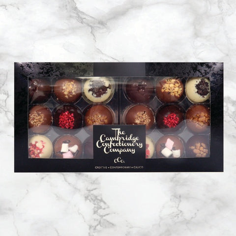 THE CAMBRIDGE CONFECTIONERY COMPANY 18 Luxury Solid Chocolate Domes Gift Box