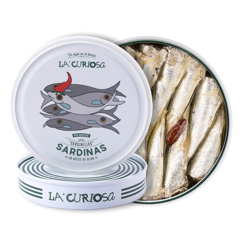 LA CURIOSA Small Spicy Sardines in Olive Oil 10/14 Pieces 120g Tin