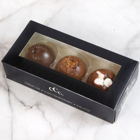 THE CAMBRIDGE CONFECTIONERY COMPANY 3 Chocolate Domes Mini Gift Box V3