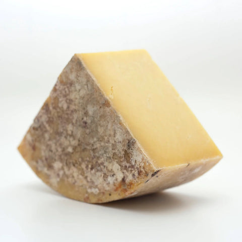 MONTGOMERY Cheddar Cheese per 100g